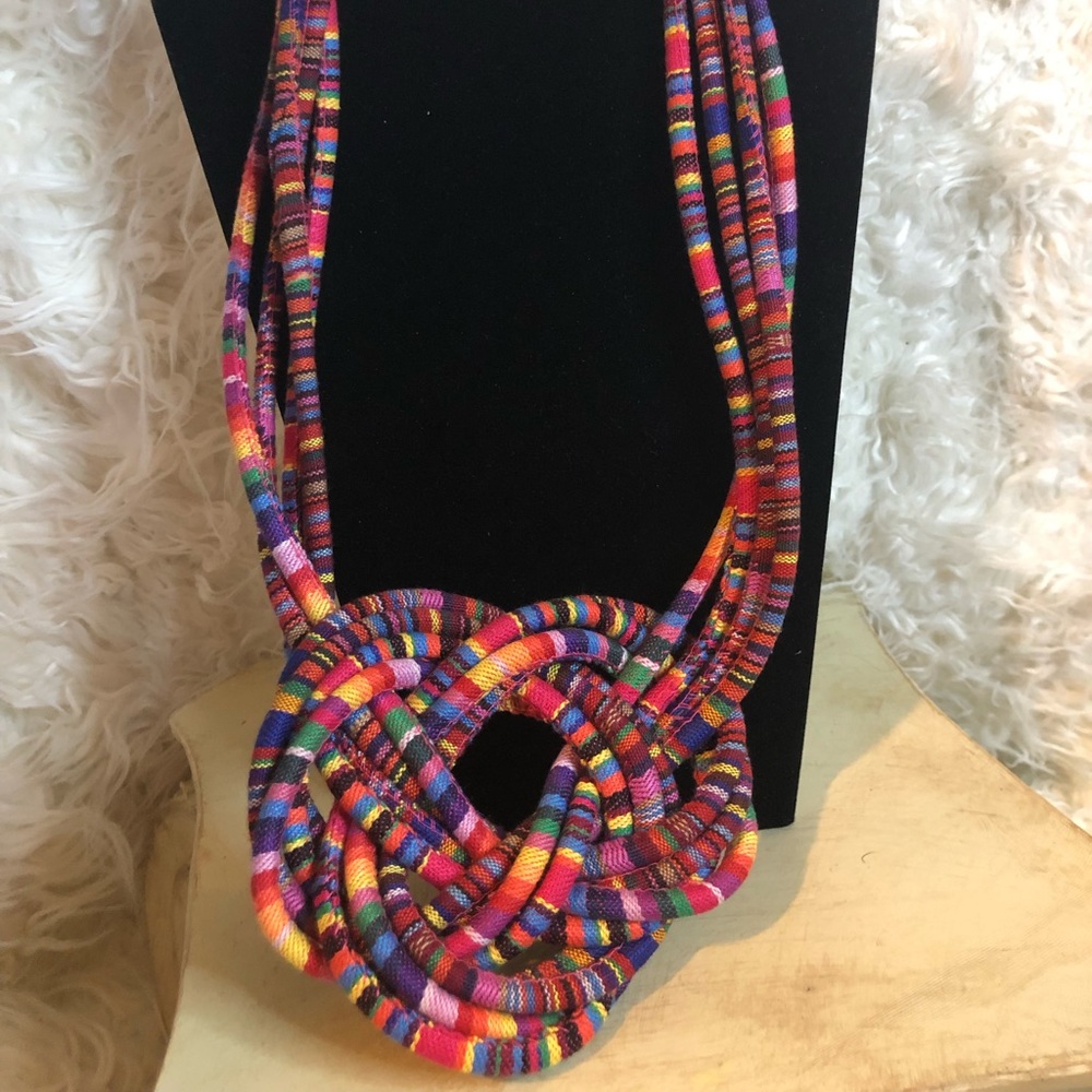SASSY JONES NECKLACE (Multicolor)